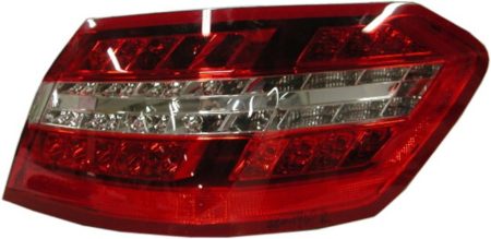 Piloto Trasero Derecho Mercedes E W212 (2009->) (Esquina Avantgarde LED)