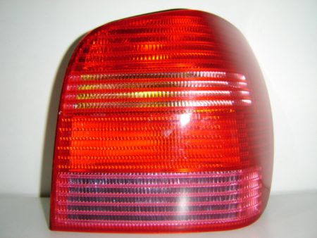 Piloto Trasero Derecho Volkswagen Polo (1999->)