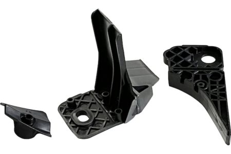 Kit Reparacion Faro Derecho Ford Focus (3 Piezas-Soportes) (2018.07->)