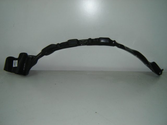 Resguardo Paso De Rueda Frontal Izquierdo Toyota Hilux Ln185 (4WD)