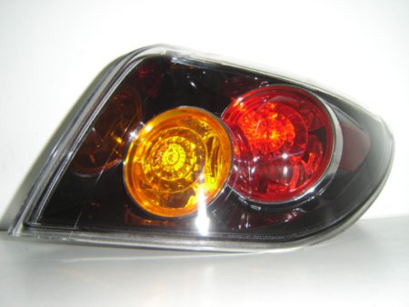 Piloto Trasero Derecho Mazda 3 Hatchback (Esquina) (2004->) (Transparente)