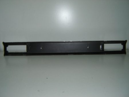 Paragolpes Trasero Central Nissan D21 (1986->)