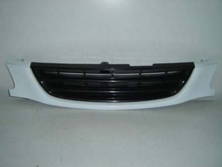 Rejilla Toyota Avensis (Negra) (1997->)