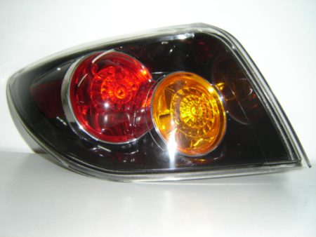 Piloto Trasero Izquierdo Mazda 3 Hatchback (Esquina) (2004->) (Transparente)