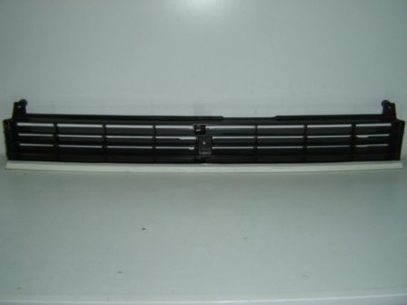 Rejilla Toyota Corolla 3p (1986->)