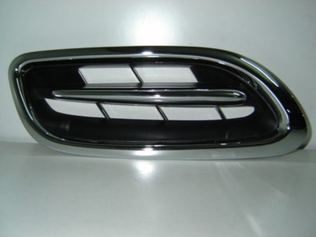 Rejilla Derecho Nissan Micra (2000->) (Negra/Cromada)