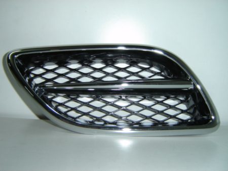 Rejilla Derecho Nissan Primera (2000->) (Negra/Cromada)
