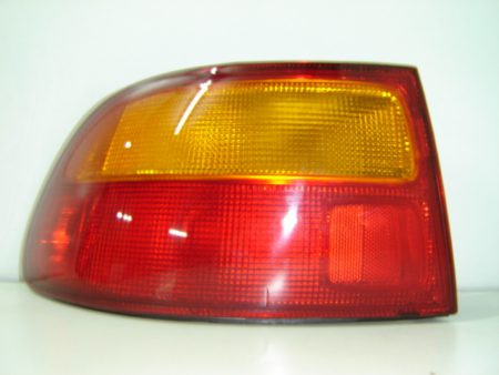 Piloto Trasero Izquierdo Honda Civic (Esquina) (1992->) (Hatchback) (3P)