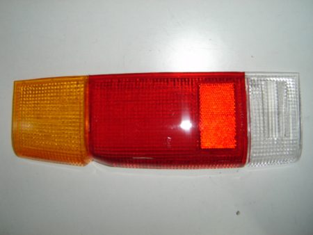 Tulipa de Piloto Trasero Izquierdo (Caja Metalica) Nissan King Cab (1987->) (37CM ALTURA)