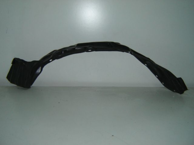 Resguardo Paso De Rueda Frontal Derecho Toyota Hilux Ln185 (4WD)