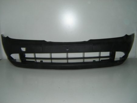 Paragolpes Frontal Negro Nissan Primera (2000->)