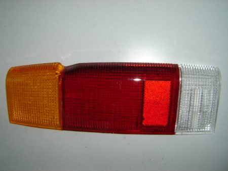 Tulipa de Piloto Trasero Derecho (Caja Metalica) Nissan King Cab (1987->) (37CM ALTURA)