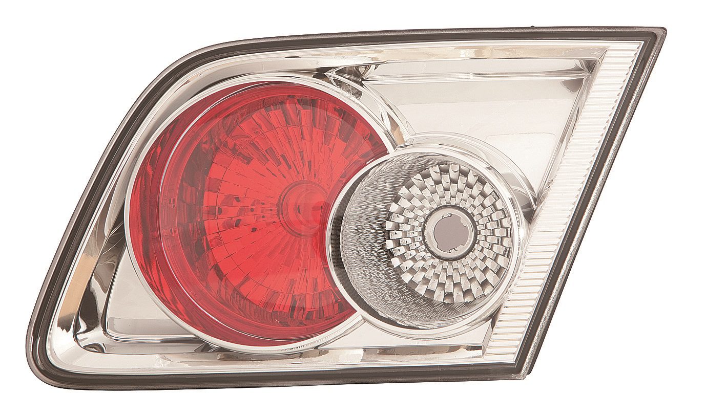 Piloto Trasero Derecho Mazda 6 (2002->) (4P/HB) (Medio)