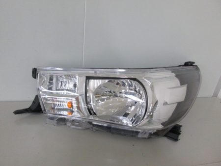 Faro Delantero Izquierdo Electrico Toyota Hilux (2016->) (H4)