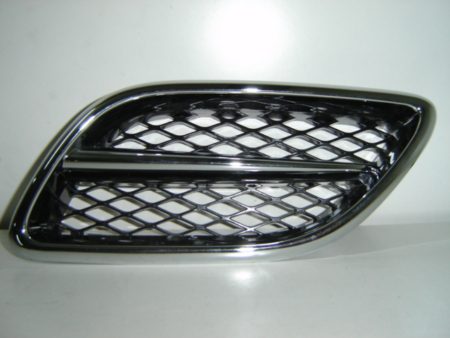 Rejilla Izquierdo Nissan Primera (2000->) (Negra/Cromada)