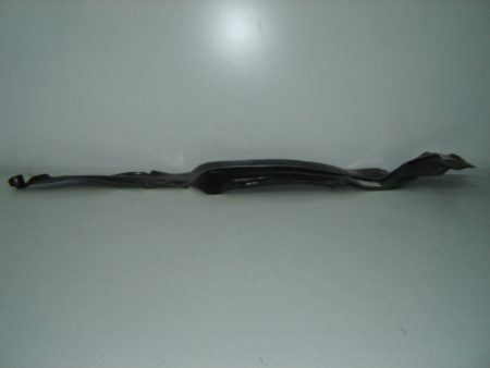 Resguardo Paso De Rueda Frontal Izquierdo Nissan King Cab (1987->)