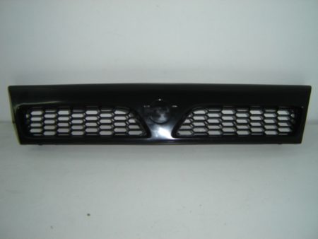 Rejilla Nissan Cubic (1992->)