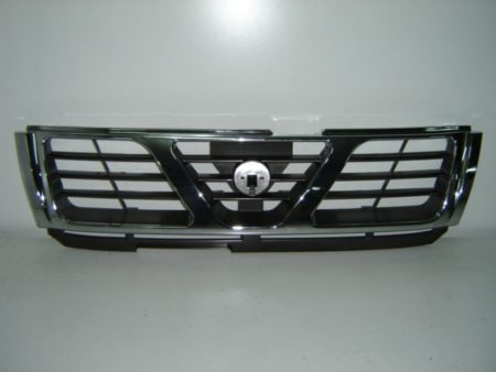 Rejilla Nissan Patrol (1998->) (Cromada)
