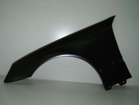 Aleta Frontal Izquierda Mercedes W211 (2002->) (Chapa)