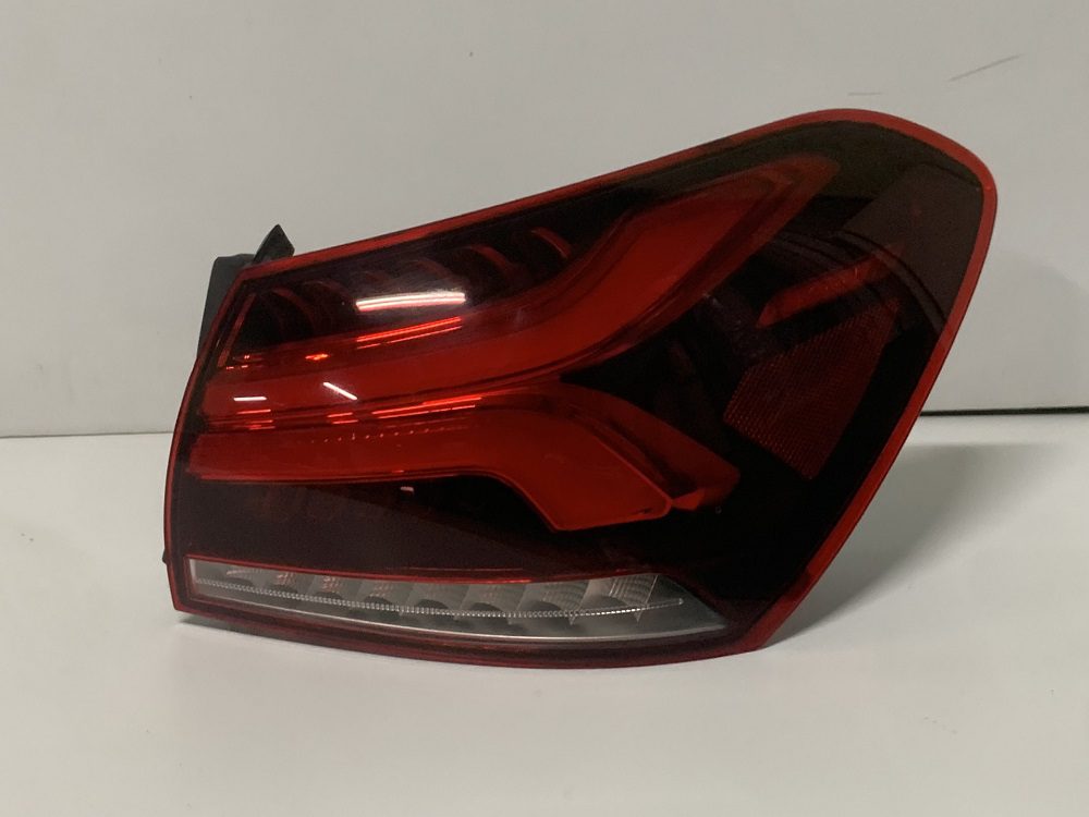 Piloto Trasero Derecho Mercedes Clase A W177 Sedan 4p Años 2018 a 2022 - Imagen 4